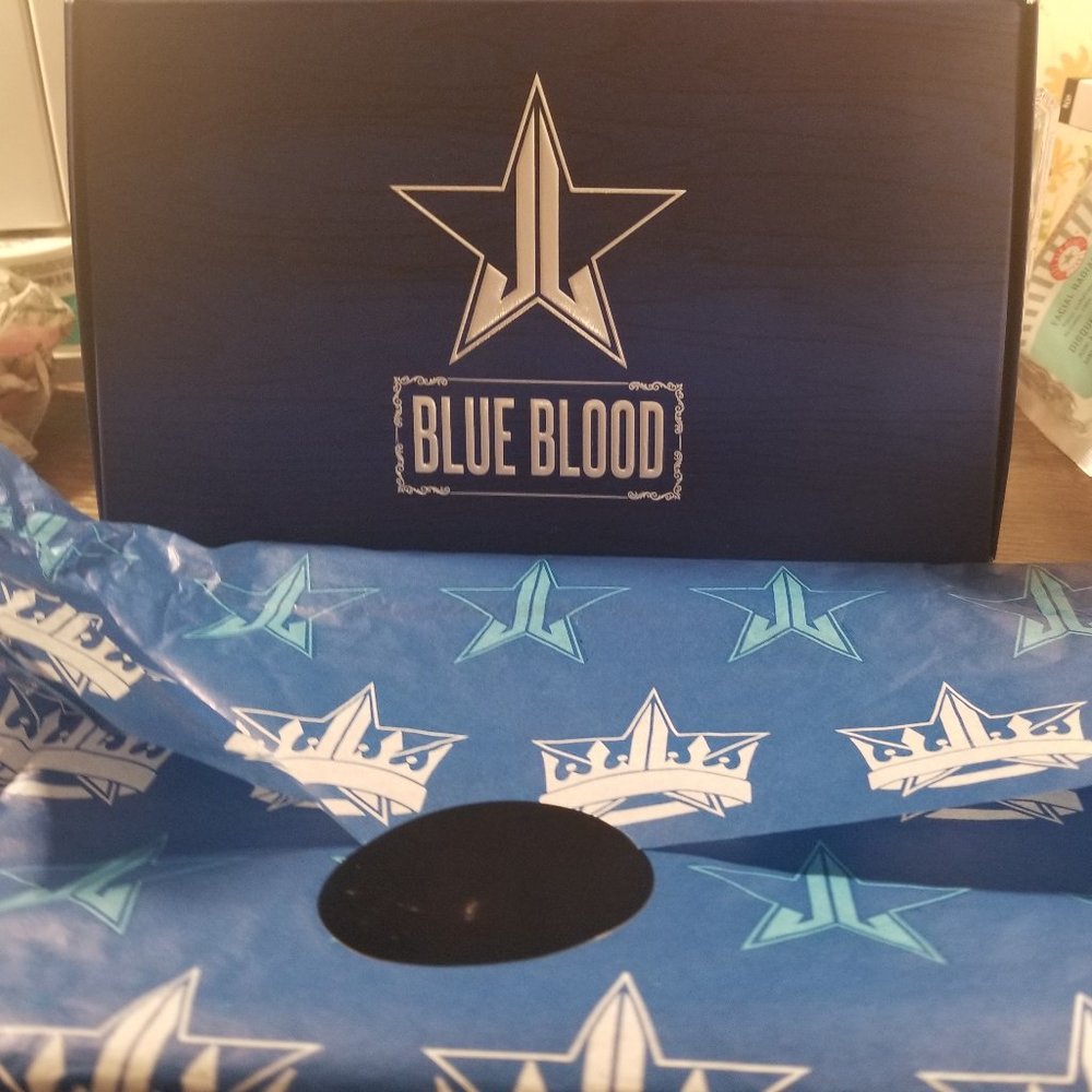 Jeffree Star Blue Blood Palette